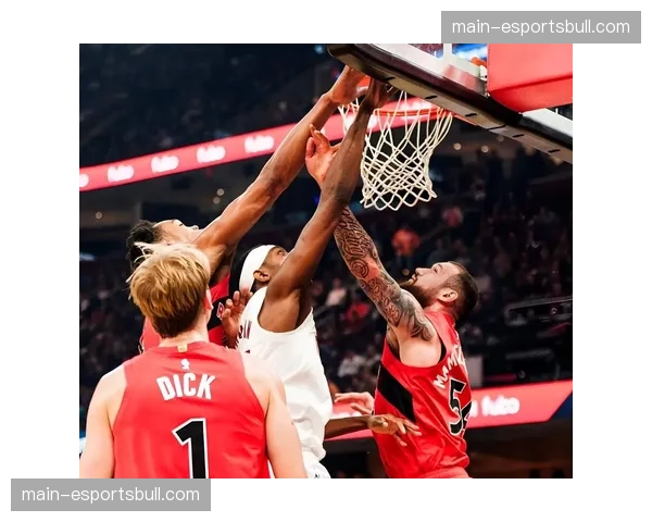 猛龙公牛对决赛后分析 巴恩斯攻防一体成球队新核心